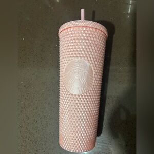 BNWT Starbucks Light Pink studded 710ml/24 oz Tumbler cup with Straw.